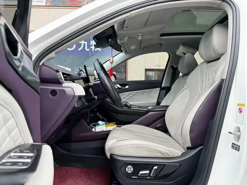 WEI PAI WEI BRAND LATTE DHT