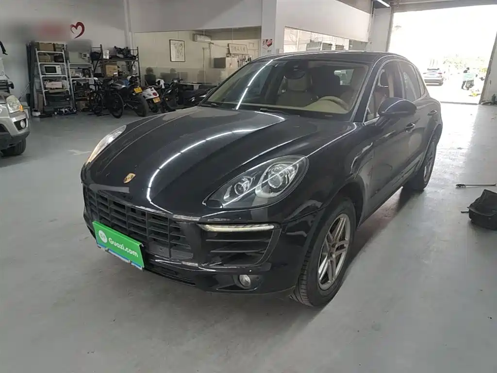 Porsche Macan 2016