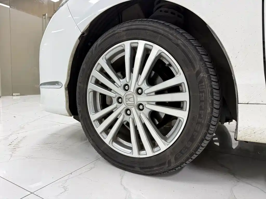 Honda Elysion — миниатюра 7