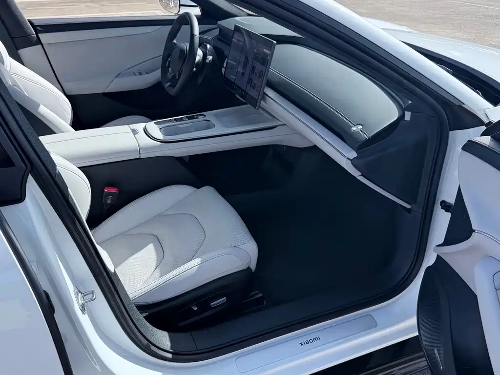 XIAOMI CAR XIAOMI SU7