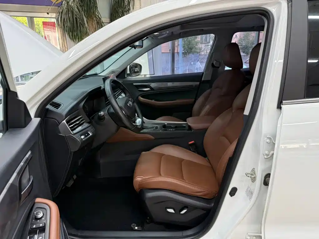 Geely Vision X6 — миниатюра 16