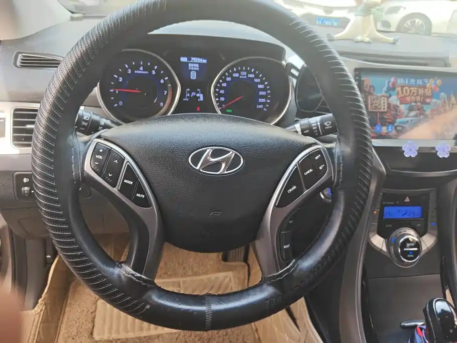 Hyundai Elantra Langdong — миниатюра 15
