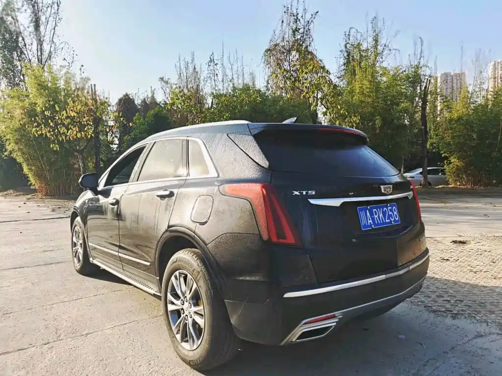 CADILLAC XT5