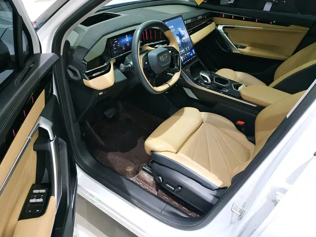 Geely Boyue L — миниатюра 16