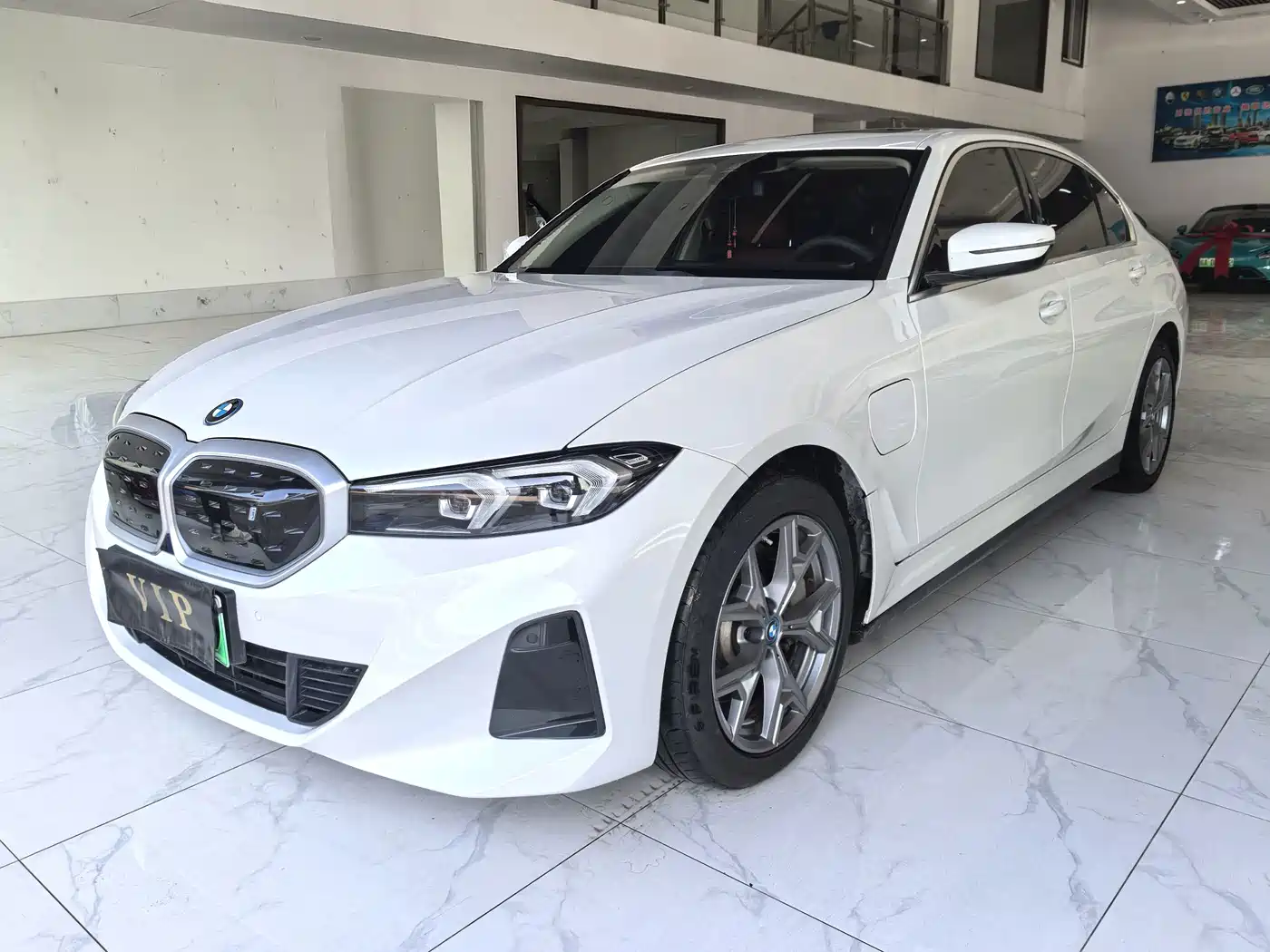 宝马i3 2022款 eDrive 35 L 2023