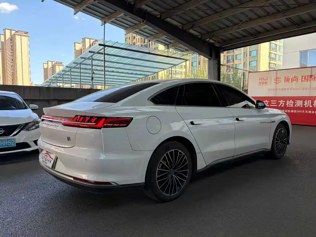 BYD Han — миниатюра 8