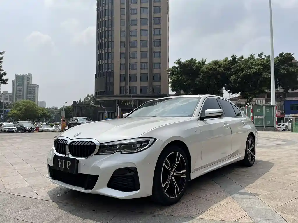 BMW 3 Series 2022