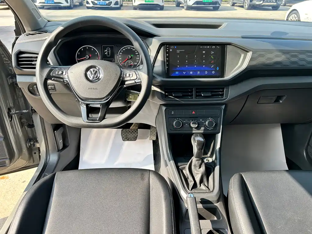 Volkswagen T-Cross — миниатюра 5