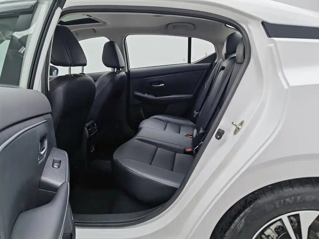 Nissan Sylphy — миниатюра 15