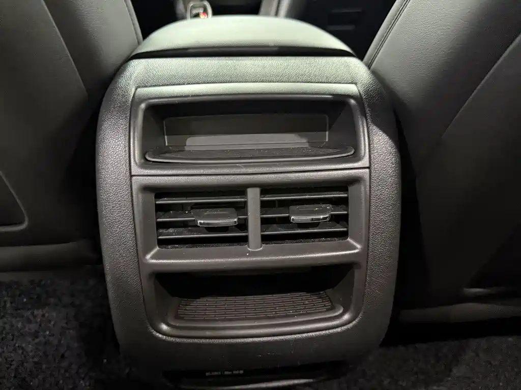 Cadillac XT5 — миниатюра 20