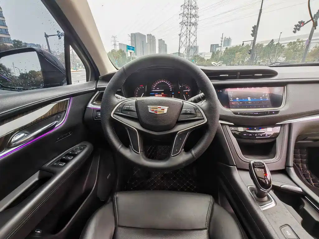 Cadillac XT5 — миниатюра 15