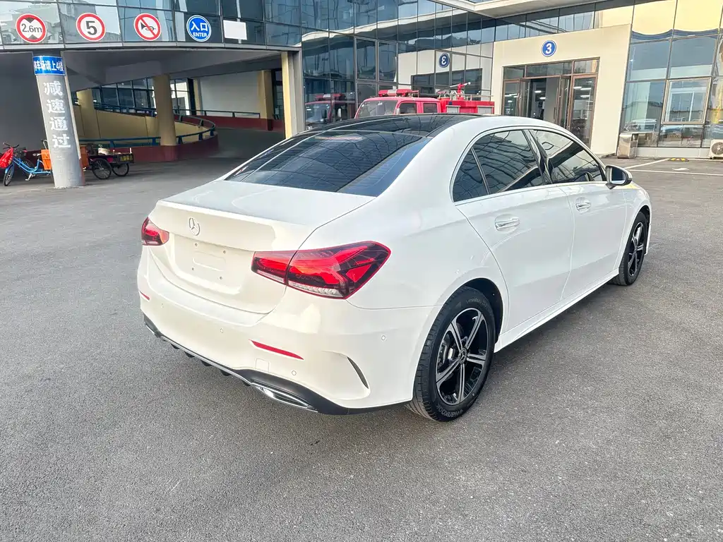 Mercedes-Benz A-Class A 2022 A 200 L Sport Fashion
