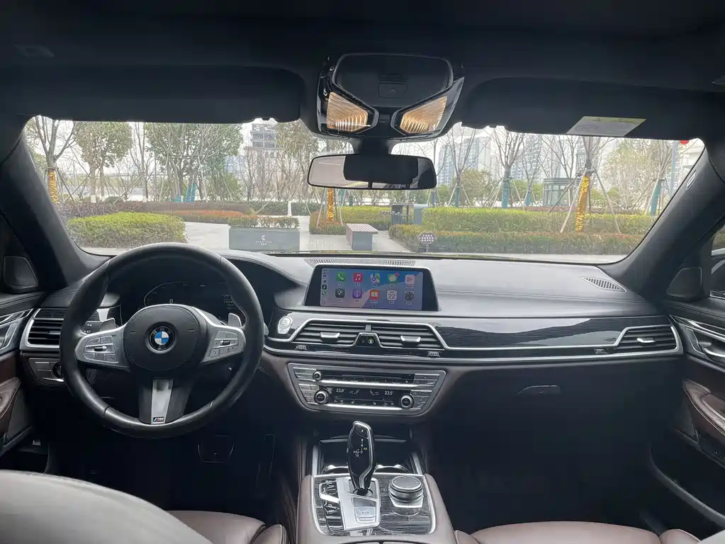 BMW 7 Series 7 2019 740Li Lead M Sport