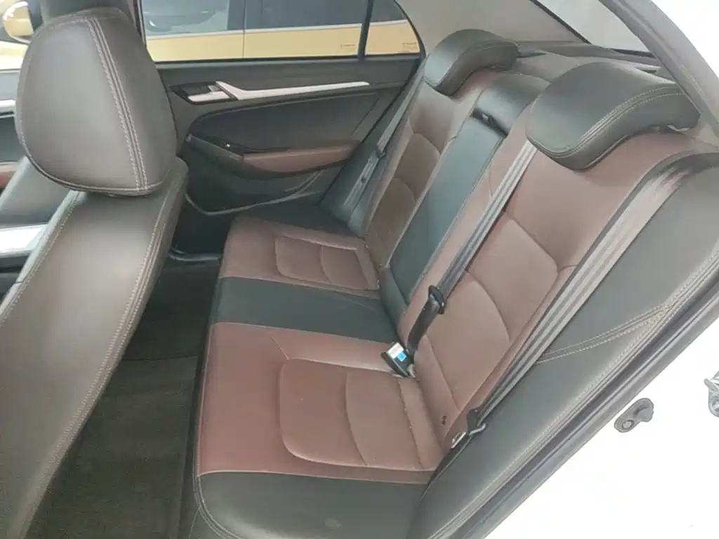 Geely Vision — миниатюра 17