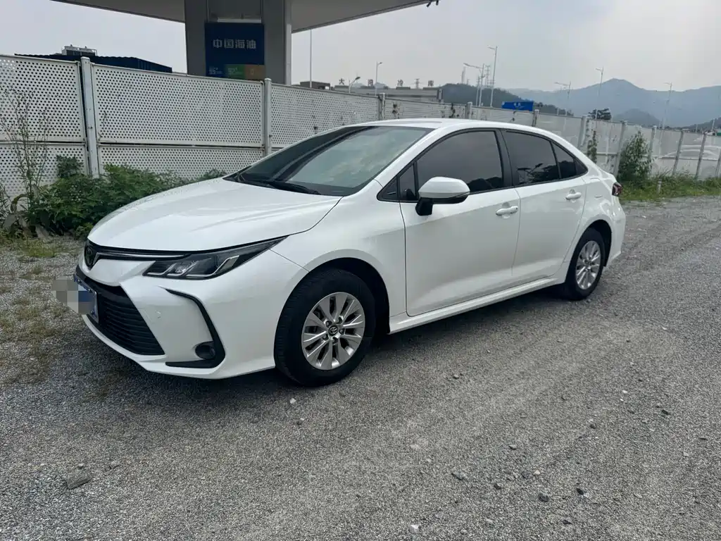 Купить Toyota Corolla
