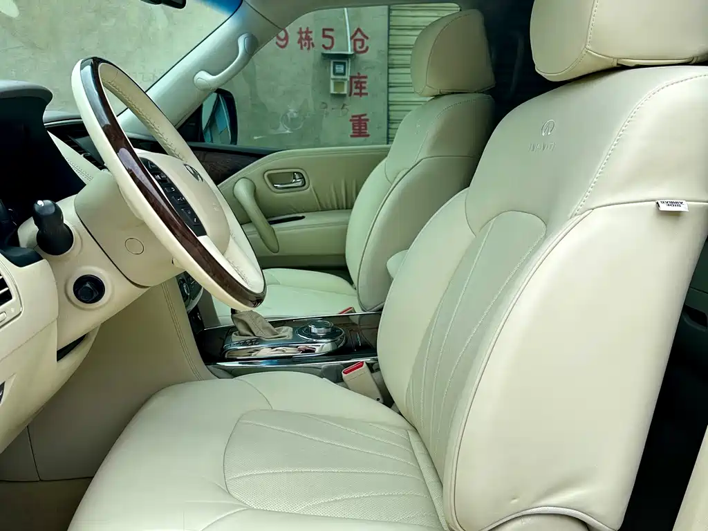 Infiniti QX 2011 QX56