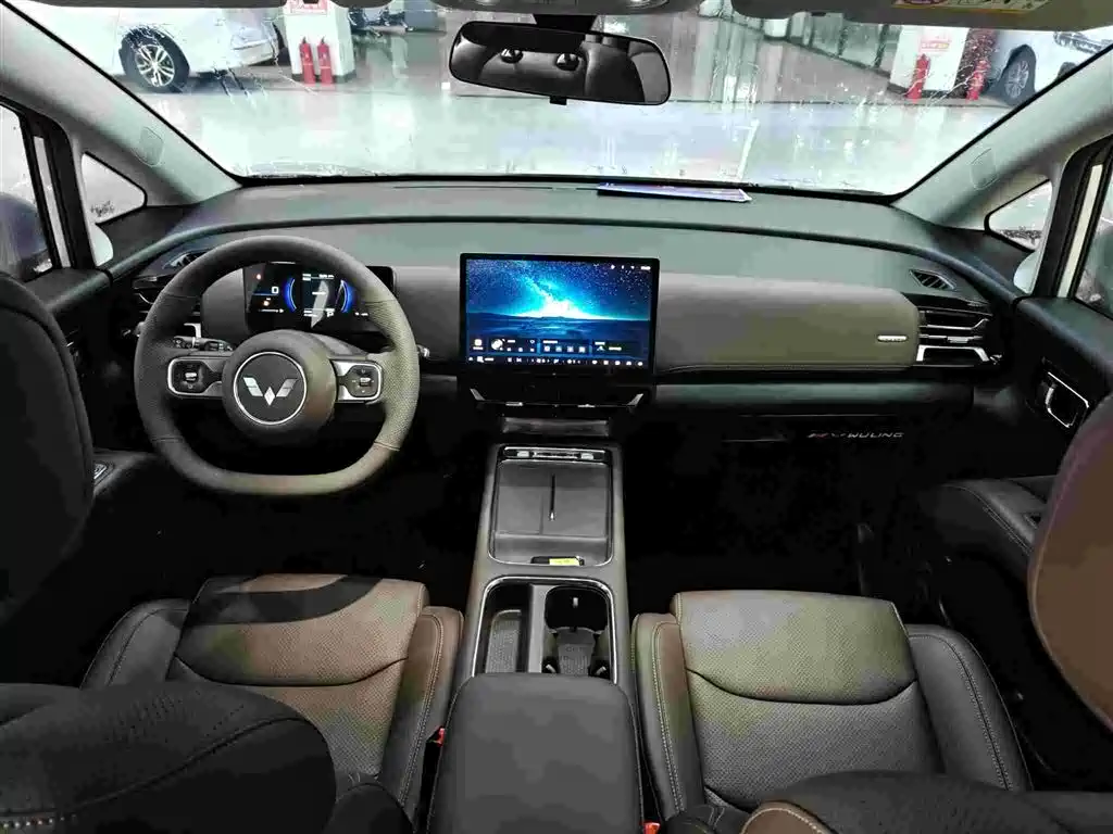 Wuling Звездный свет 730 Новая энергия — миниатюра 9