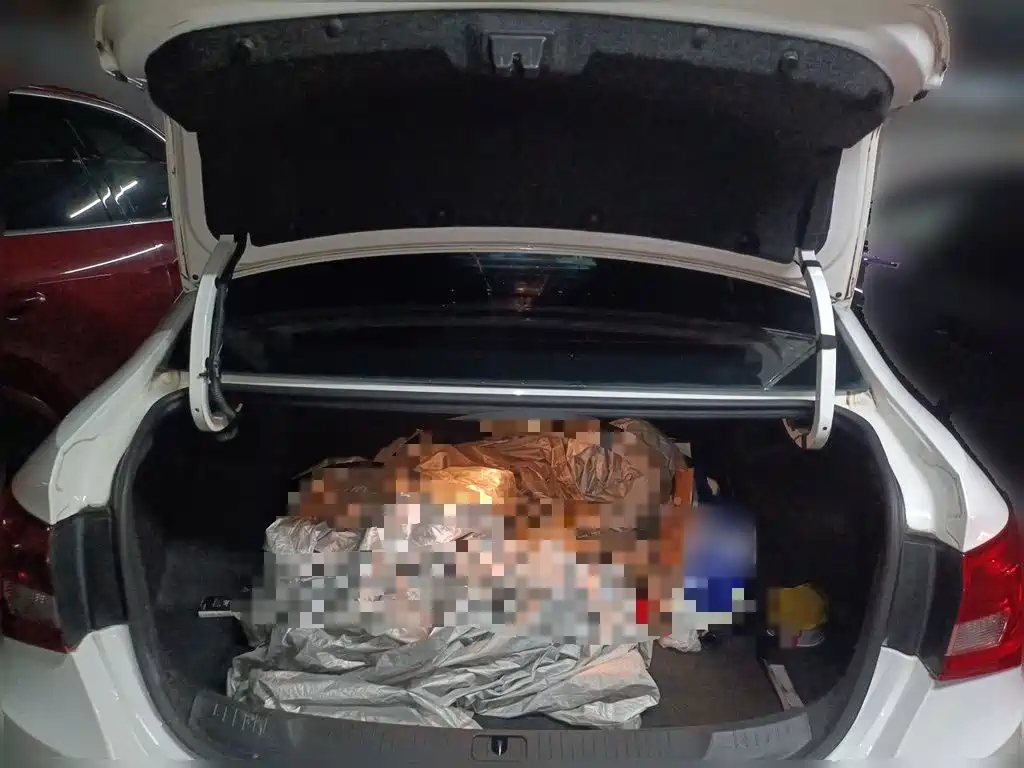 Buick Excelle — миниатюра 10