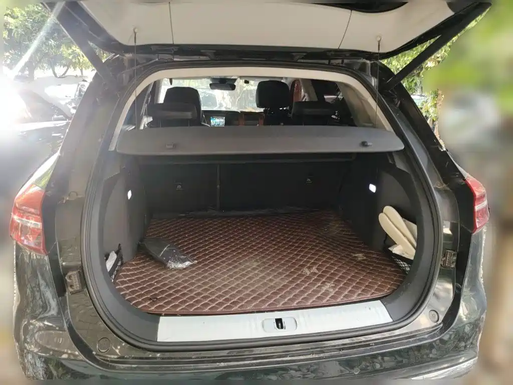 Hongqi Hongqi HS5 — миниатюра 15