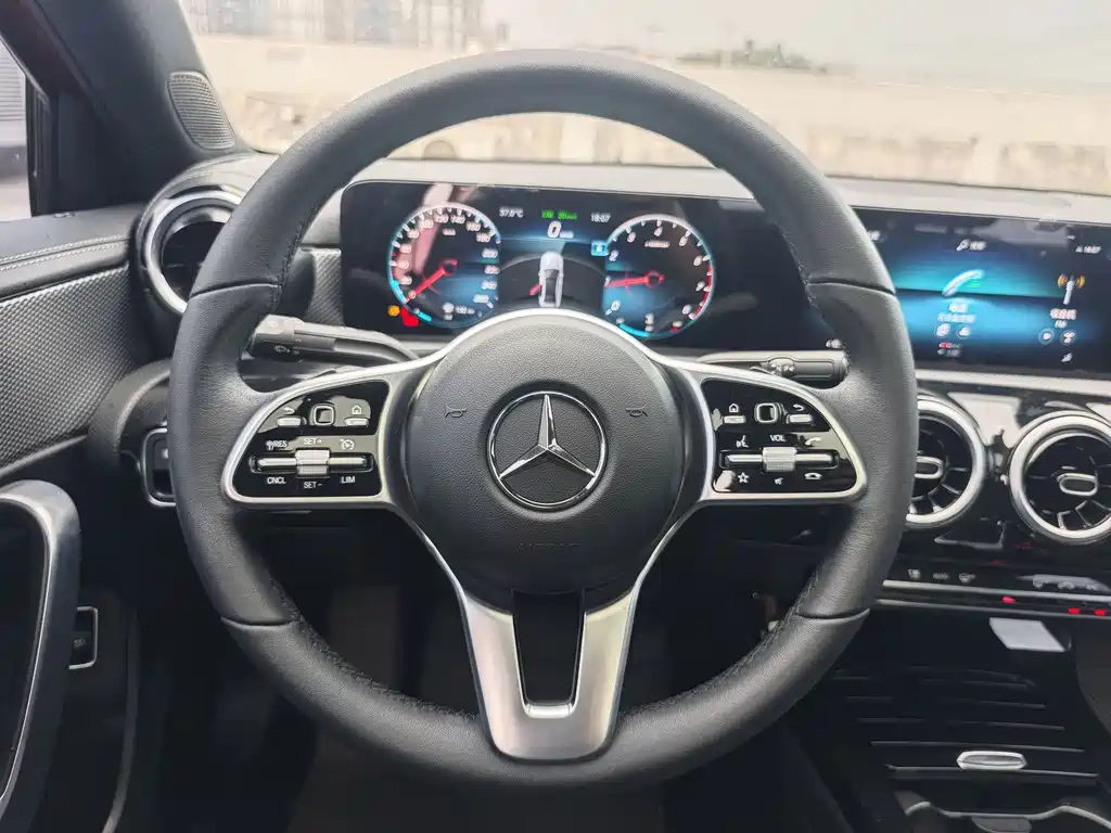 MERCEDES-BENZ A CLASS