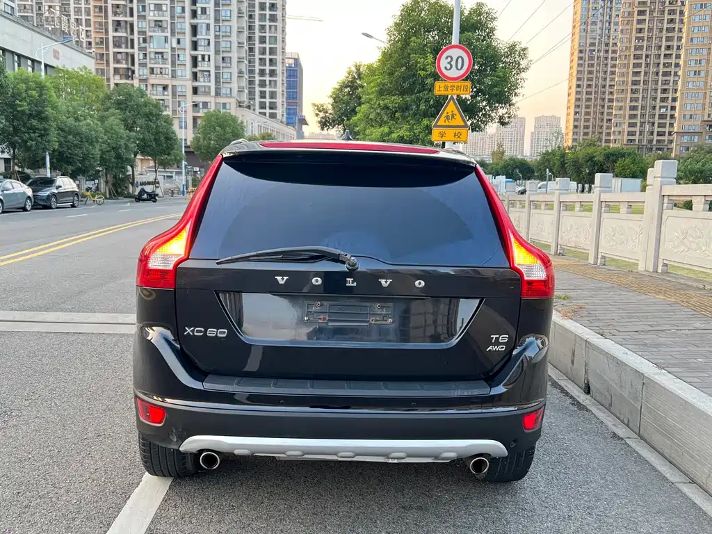 Volvo XC60 (Import) — миниатюра 14