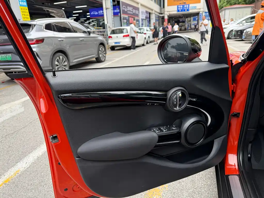 MINI Mini — миниатюра 10