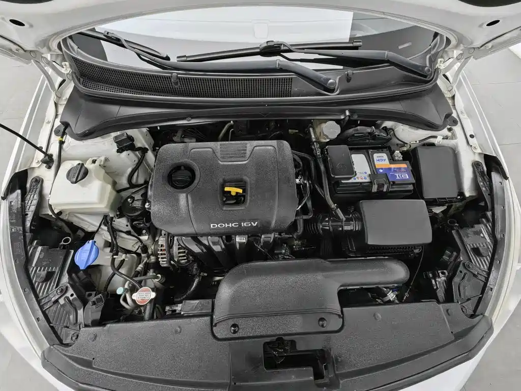 Hyundai Mistra — миниатюра 6