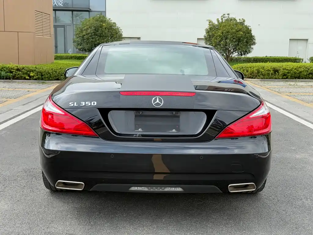 Mercedes-Benz SL-Class — миниатюра 13