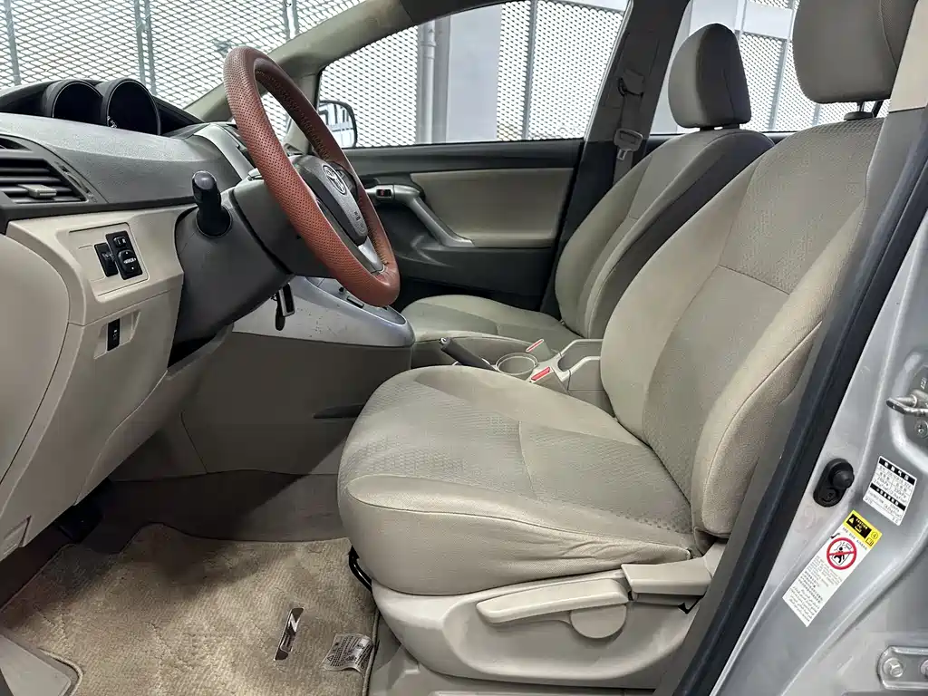 Toyota Verso 2012 180G CVT Comfort