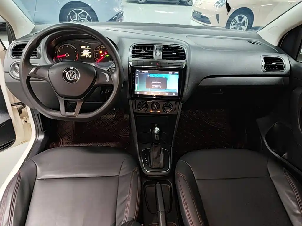 Volkswagen Polo — миниатюра 6