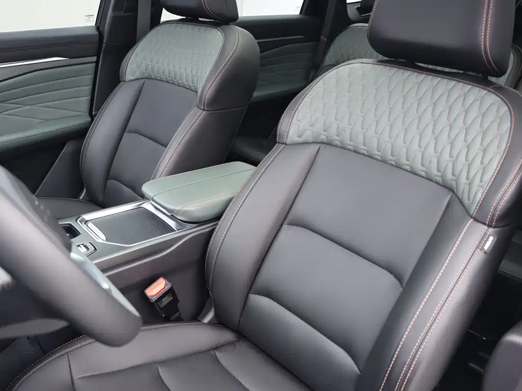 Geely Haoyue L — миниатюра 7