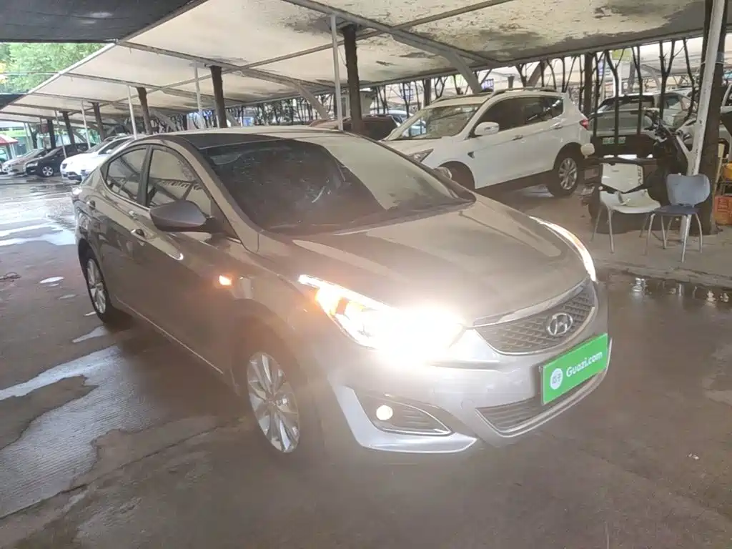 Hyundai Elantra Langdong — миниатюра 4