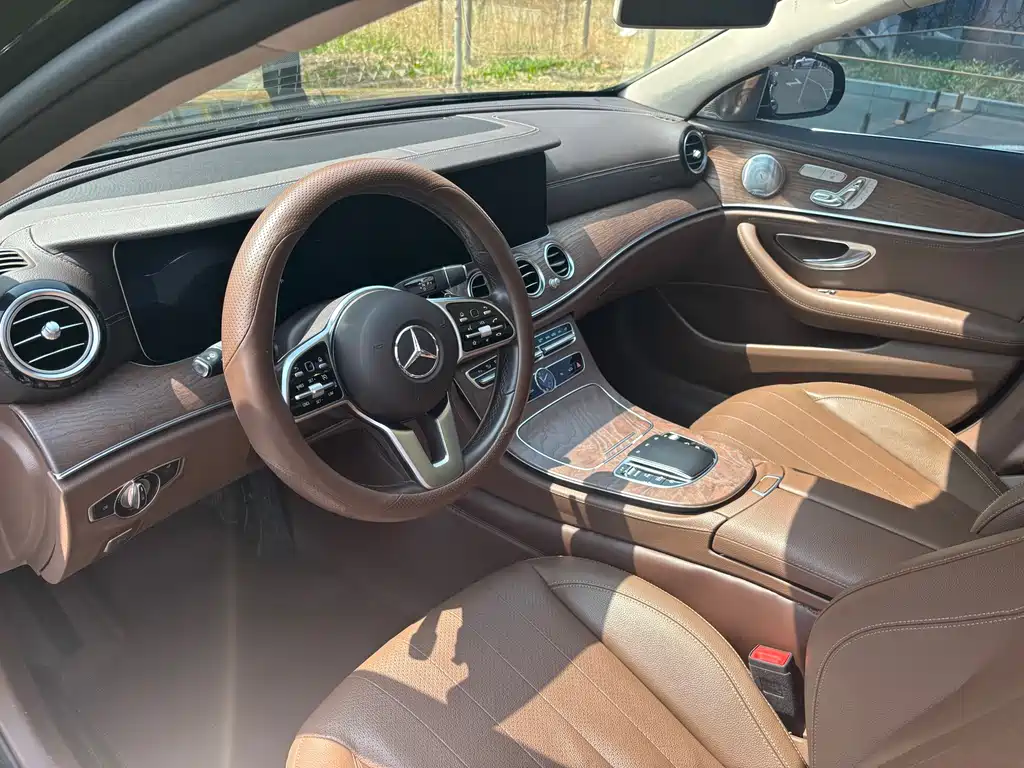 Mercedes-Benz E-Class E 2019 E 300 L Luxury