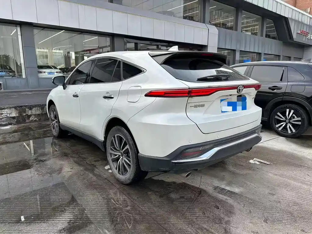 Toyota Harrier — миниатюра 4