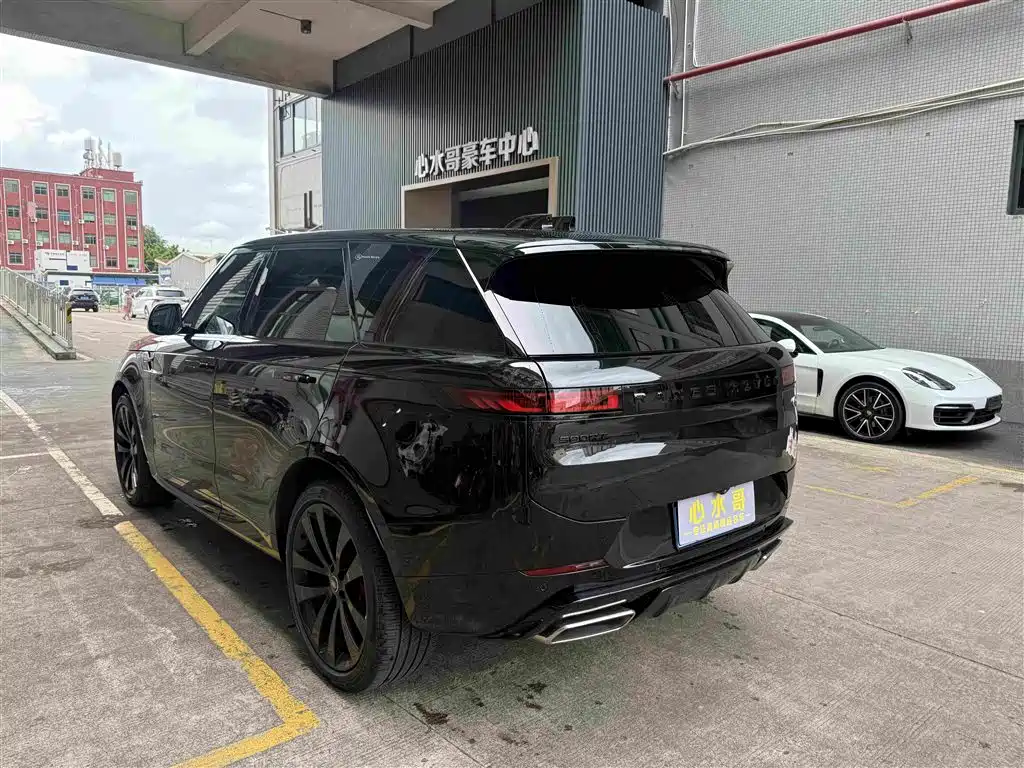 Land Rover Range Rover Sport 2025 400PS Dynamic HSE