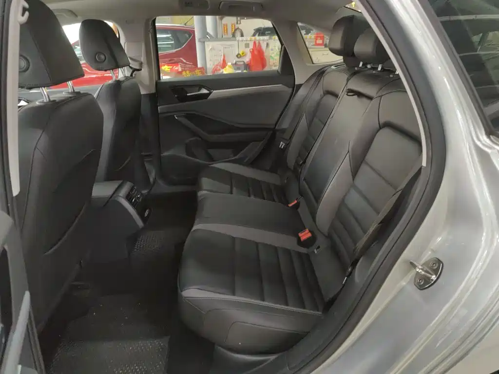 Volkswagen Sagitar — миниатюра 10