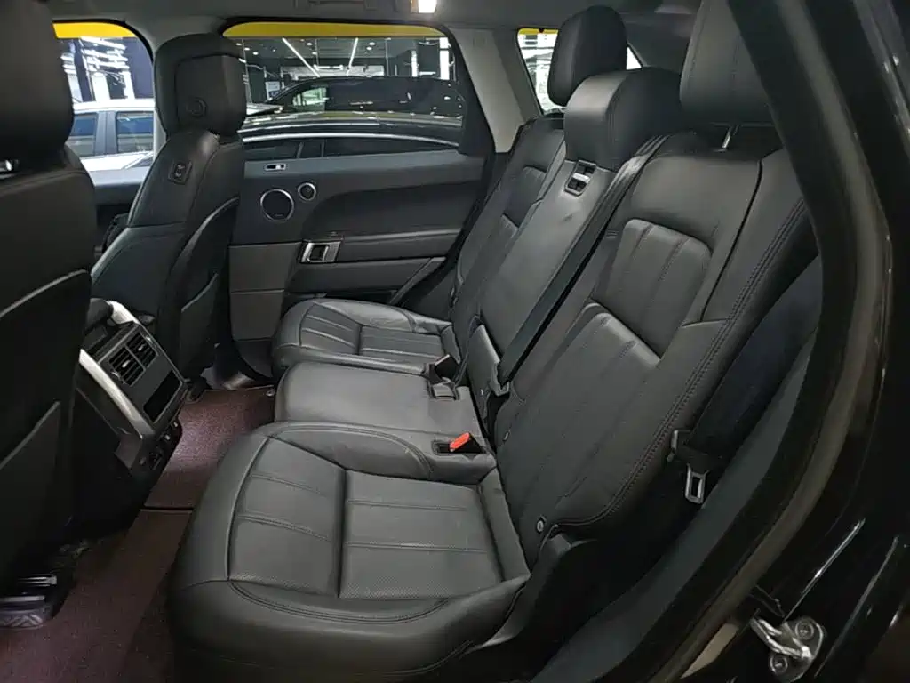 Land Rover Sport — миниатюра 17