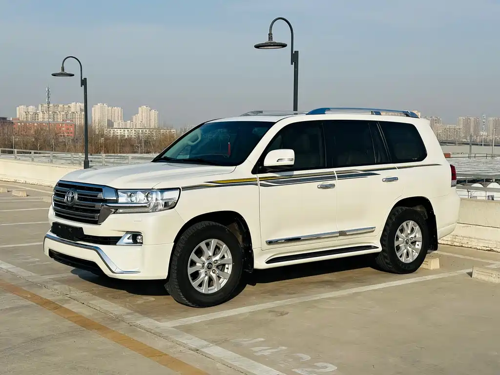 Toyota Land Cruiser 2018