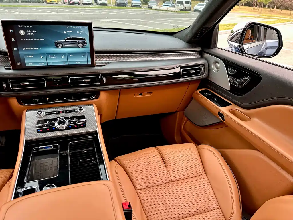Lincoln Aviator — миниатюра 32