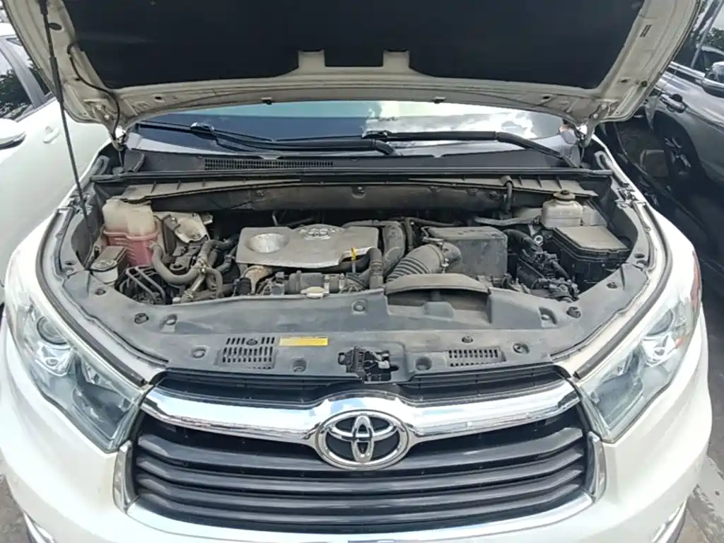 Toyota Highlander — миниатюра 25