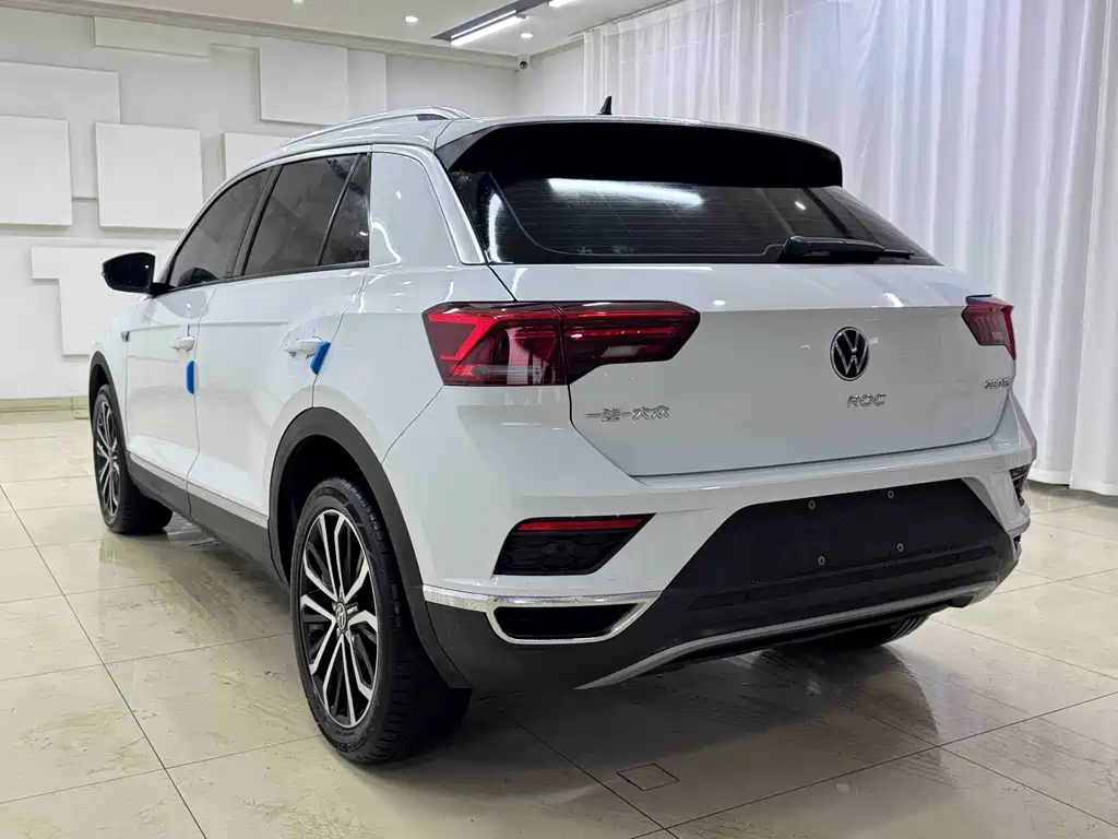 Volkswagen T-Roc 2022 280TSI DSG PLUS
