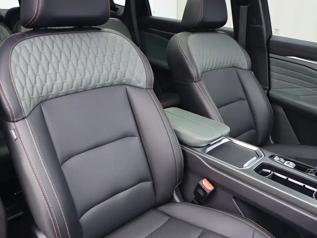 Geely Haoyue L — миниатюра 10