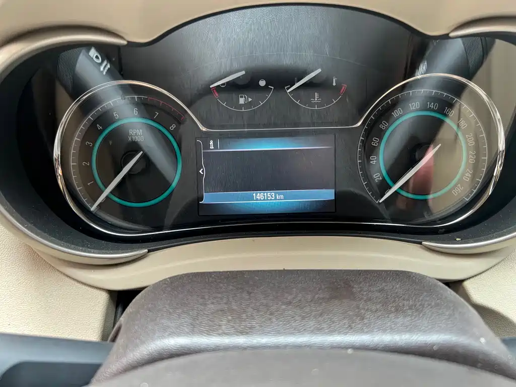 Buick LaCrosse — миниатюра 17