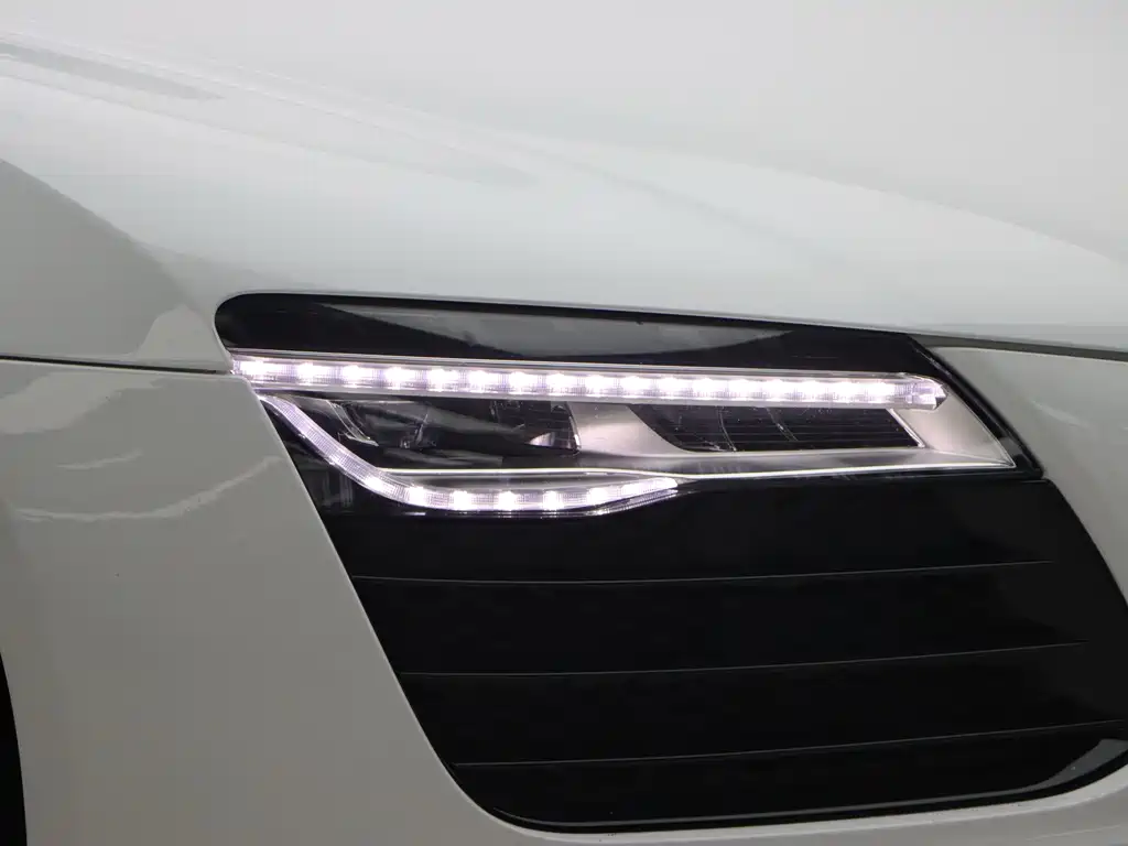 Audi R8 — миниатюра 30