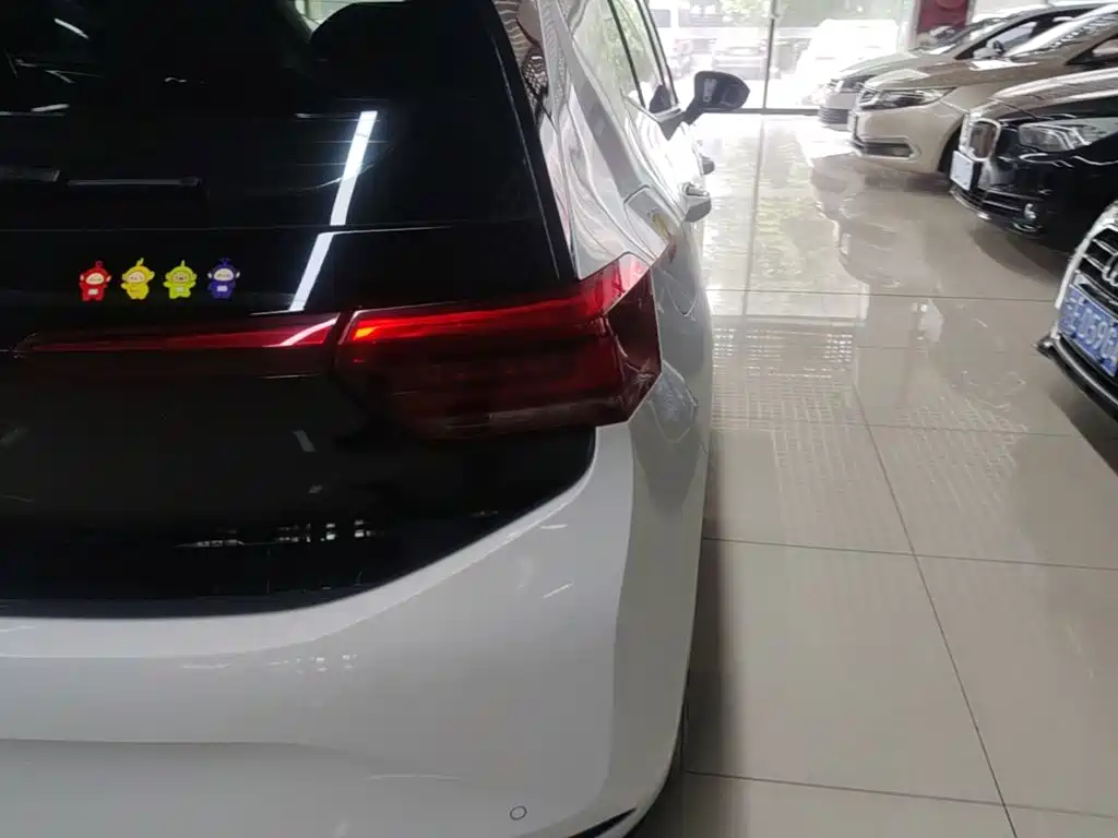 Volkswagen ID.3 — миниатюра 8