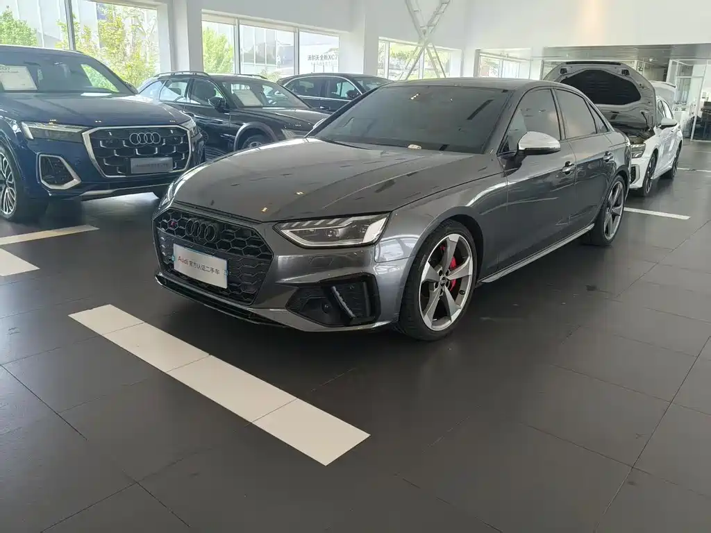 Audi S4 2023
