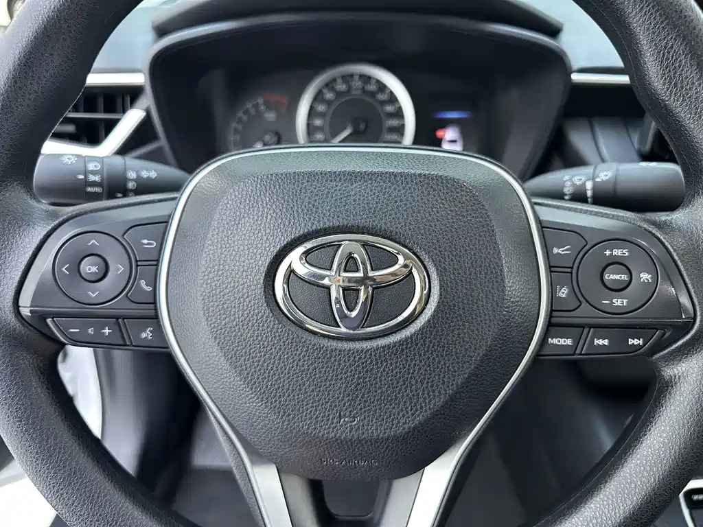 Toyota Corolla — миниатюра 12