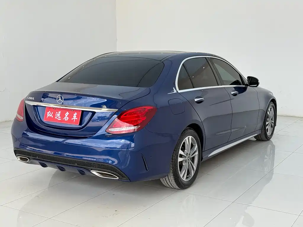 Mercedes-Benz C-Class - фото 18
