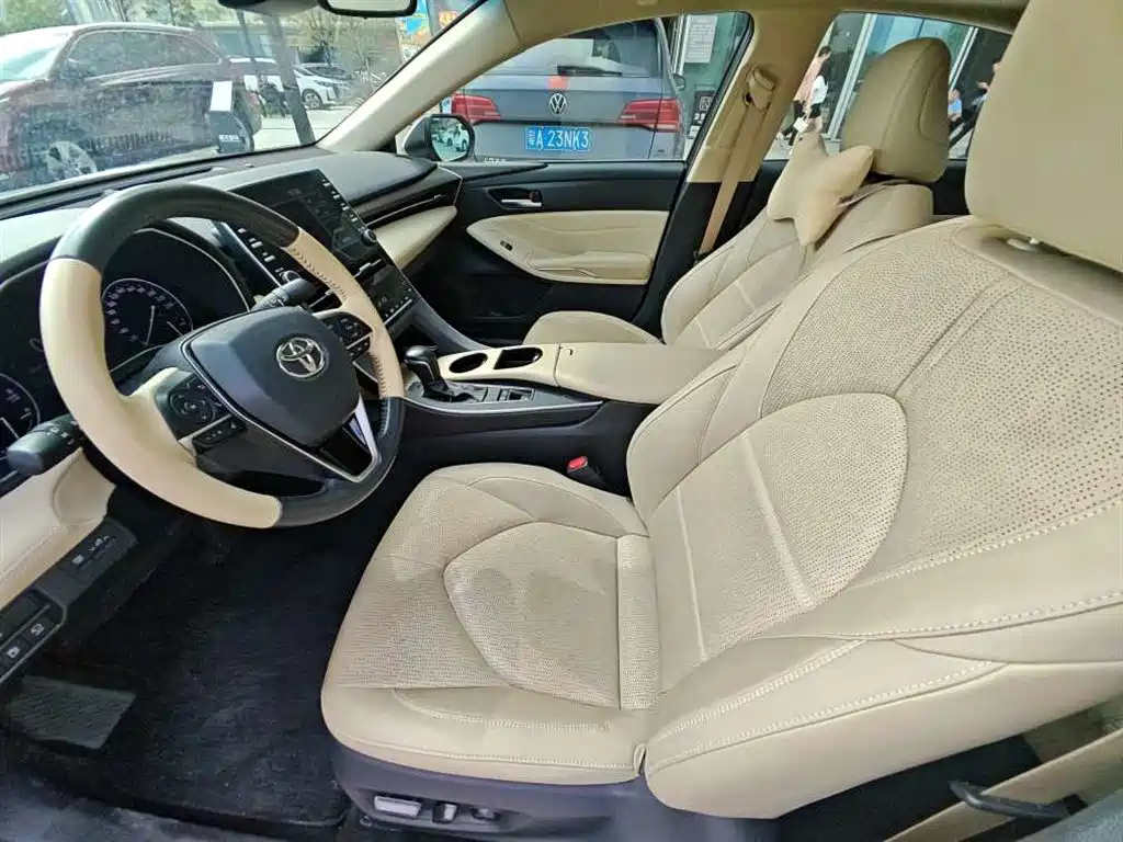 Toyota Avalon — миниатюра 7