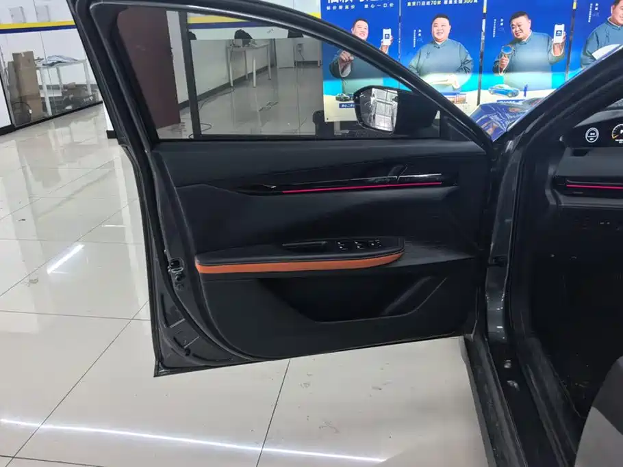 Changan UNI-V — миниатюра 7